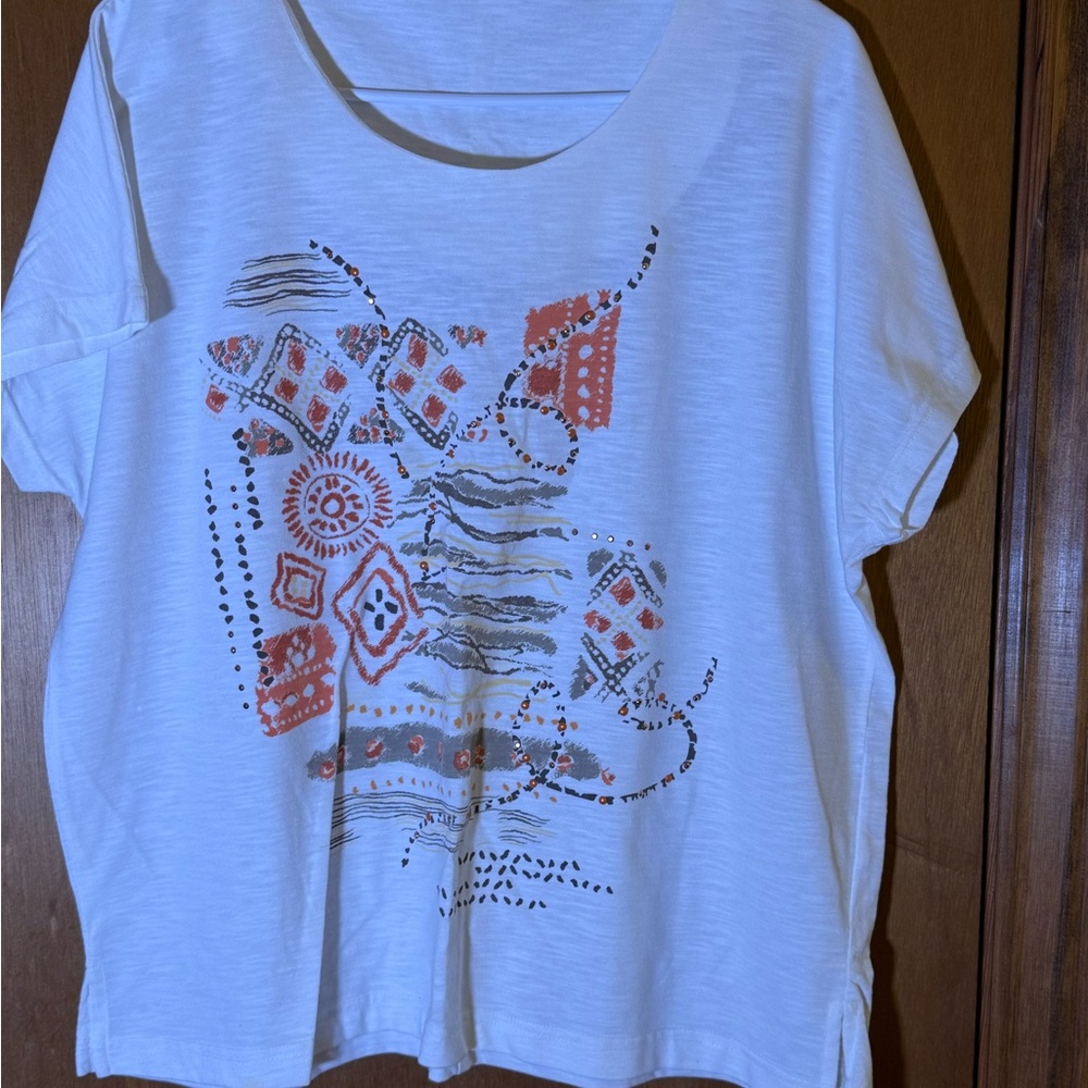 Links White and Orange Patterned Tee